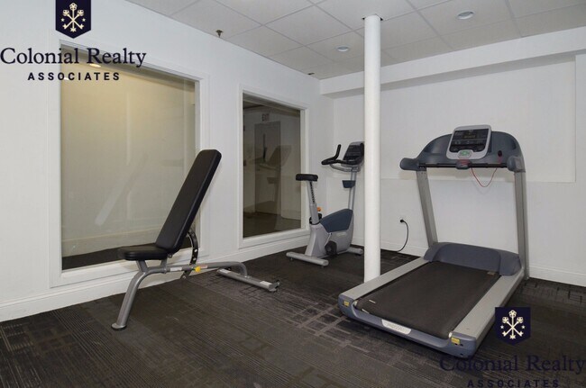 Photo - 1298 Commonwealth Ave Unidad 40