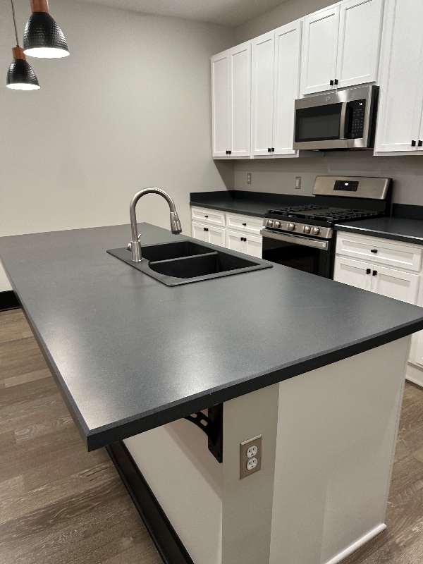 430-432 Main St Unit 432 Main Apt 2