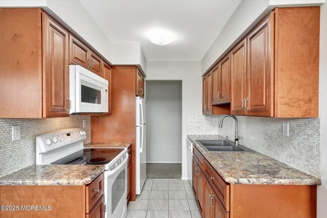 Photo - 43 Manchester Ct Condo Unit F
