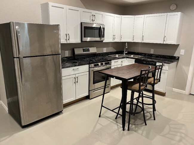 Photo - 2714 E 15th St Unit 3