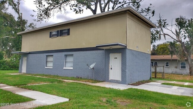 Building Photo - 618 Grannis Ave S Rental