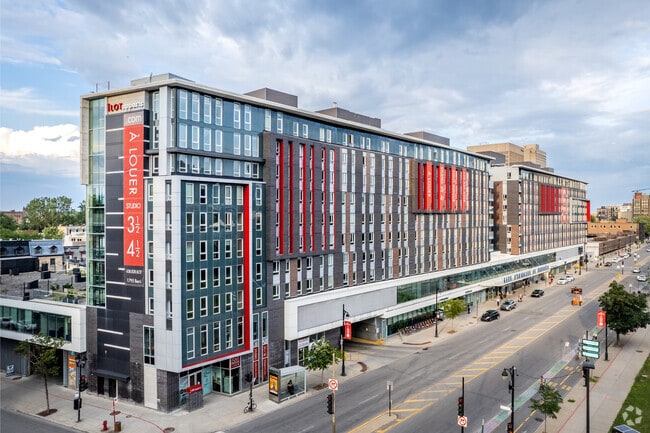 Building Photo - ILOT Apparts