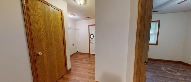 Photo - 907 W Cherry St