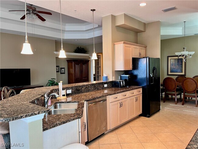 Photo - 190 Shadroe Cove Cir Unidad 703