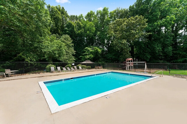 Photo - Room in Apartment on Mt Zion Rd