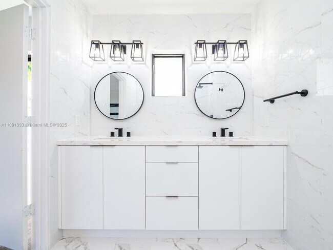 Photo - 2856 NW 10th Ave