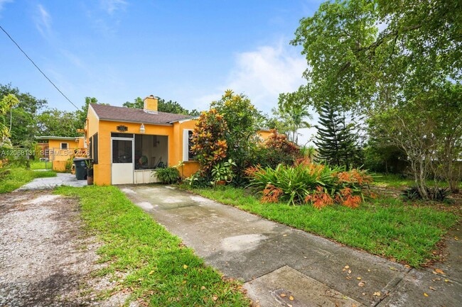 Photo - 12547 NE 4th Ave