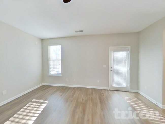 Photo - 5370 Campbellton Fairburn Rd