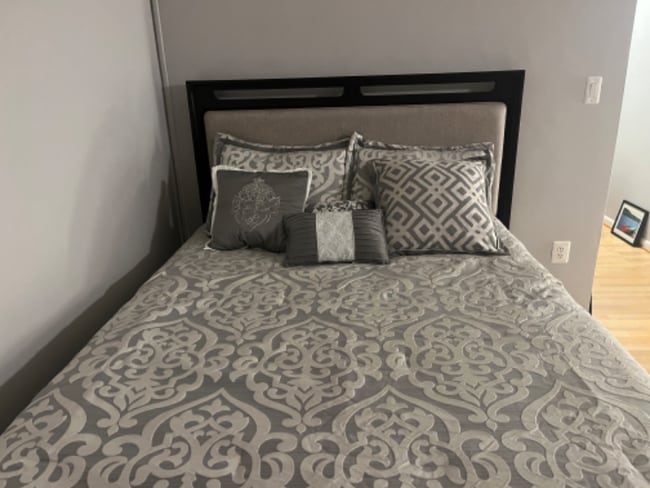 Building Photo - 10500 Rockville Pike