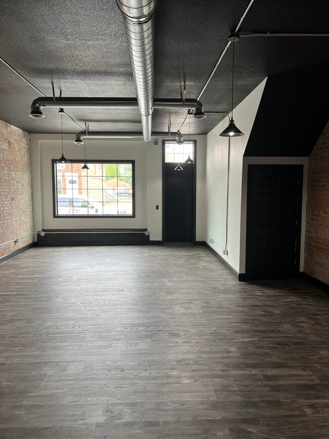 Photo - 332 Front St Unidad B