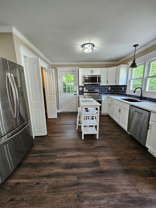 Photo - Well Maintained 3 Bedroom Home In The City