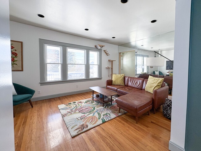 Photo - 521 Wendell Ter Unit 1