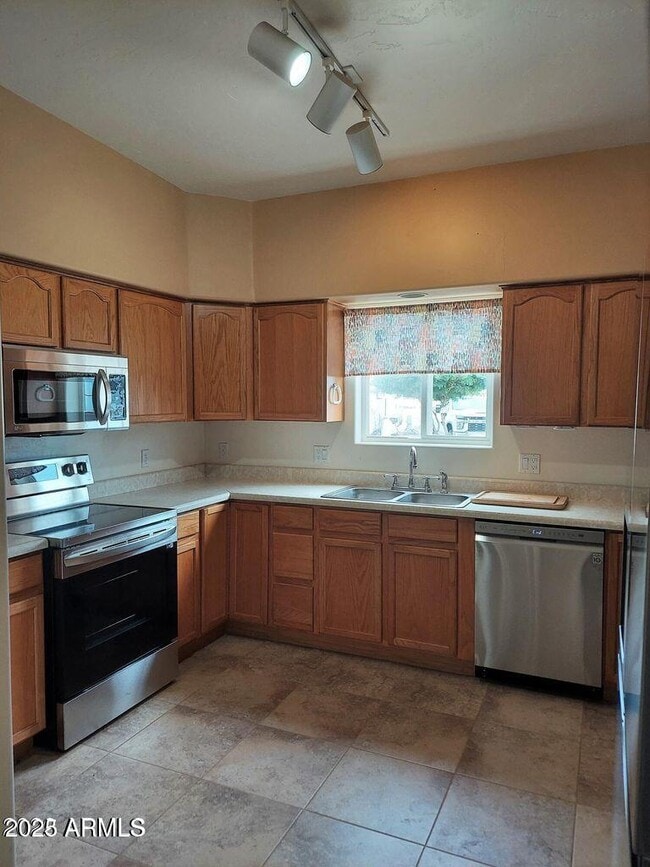 Photo - 232 S Clubhouse Ln