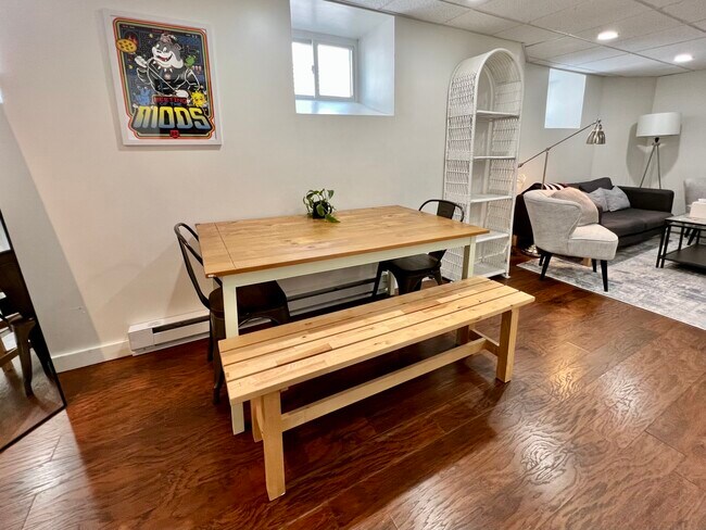 Photo - 17 Sunset St Unit 1T