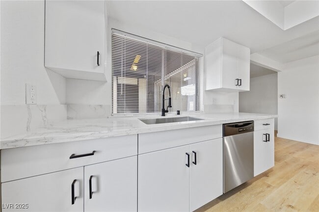 Photo - 1390 E Vegas Valley Dr Unit 25