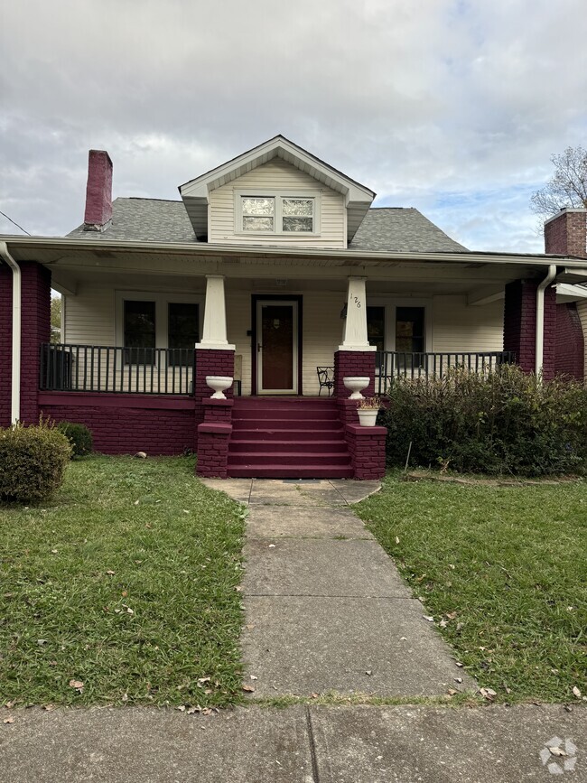 Front of Home - 126 S Van Gilder St Rental