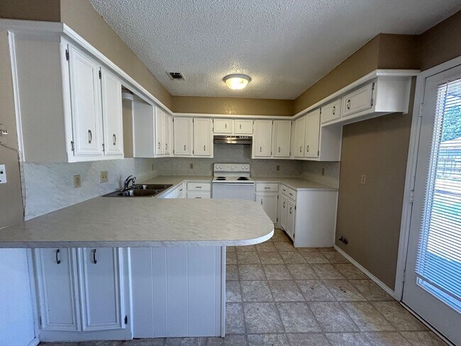 Photo - 6806 4th St Unit B