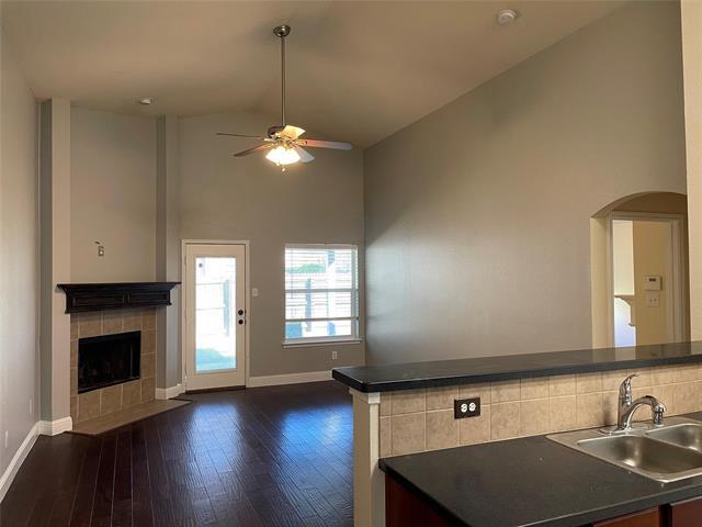 1937 Creek Crossing Dr