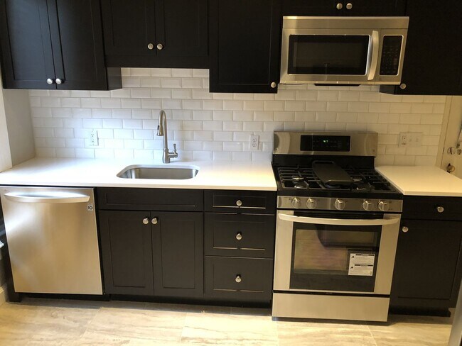 Photo - W King Ave 101-101.5 MLR Unidad 101.5 Top