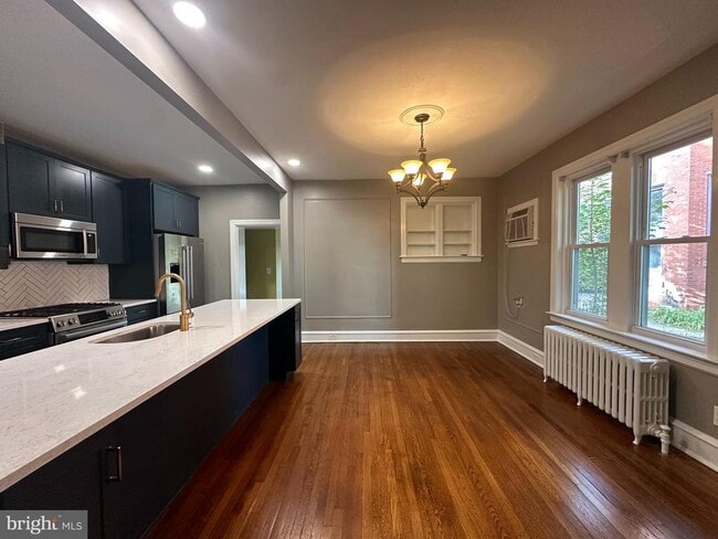 Photo - 817 N Harrison St