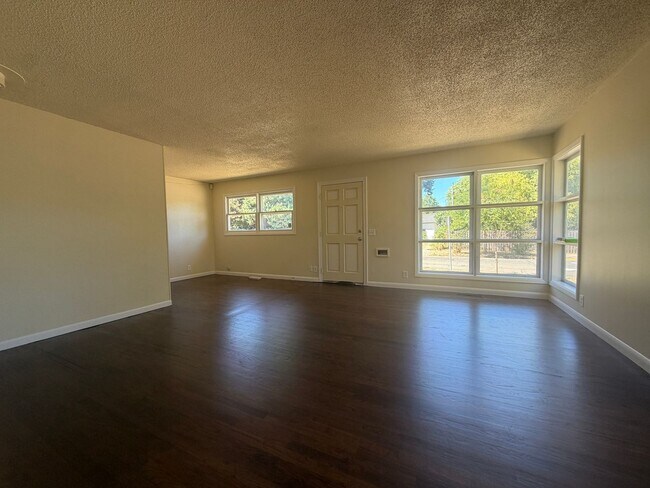Photo - 8020 N St Johns Ave