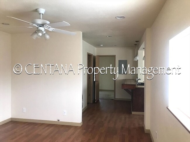 Photo - Cozy 2 bedroom Bungalow!