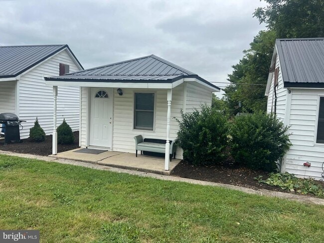 Photo - 19960 National Pike