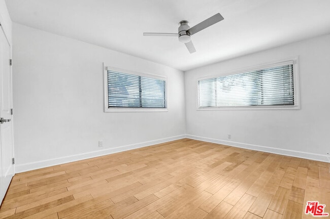 Photo - 2812 Anchor Ave