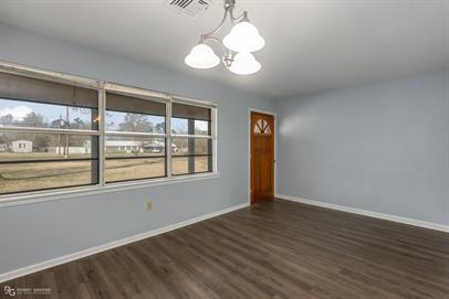 Photo - 633 W McKinley Ave