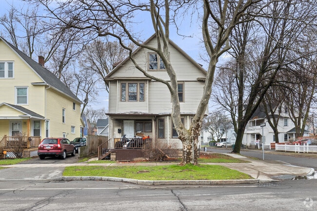 Building Photo - 142 Parsells Ave Unit 237 Rental