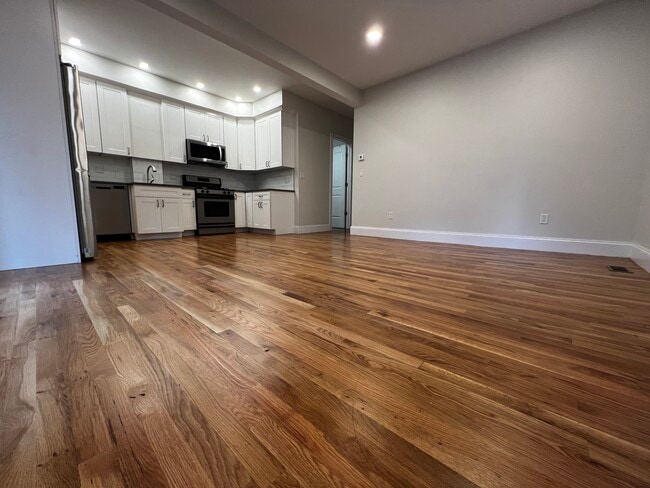 Photo - 172 N St Unit 1