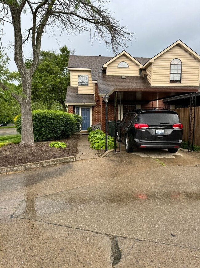 Photo - Beautiful Two Bedroom Townhouse!