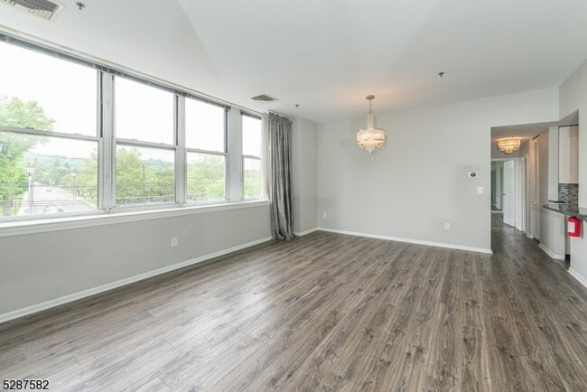 Photo - 240 Main St Unit 313