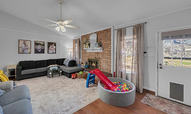 Photo - 400 Patricia Dr