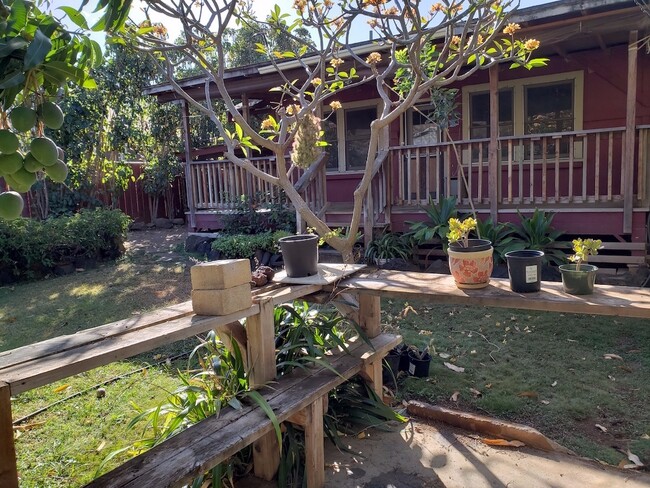 Two Bedroom Home in Beautiful Makaha - Two Bedroom Home in Beautiful Makaha