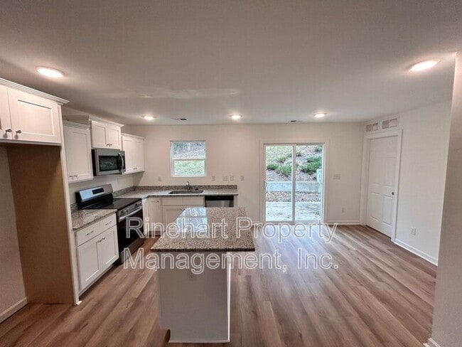 Photo - 1625 State Rd S-29-611