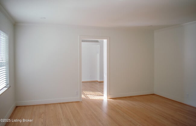 Photo - 2725 Brownsboro Rd Unidad 2