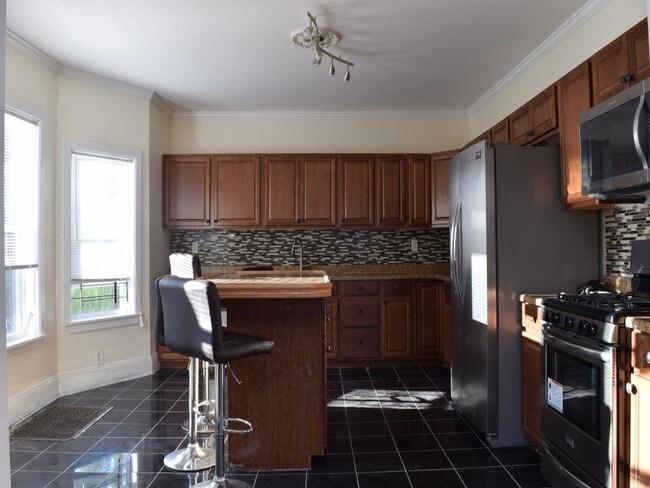 Photo - 323 Lexington Ave Unit 1