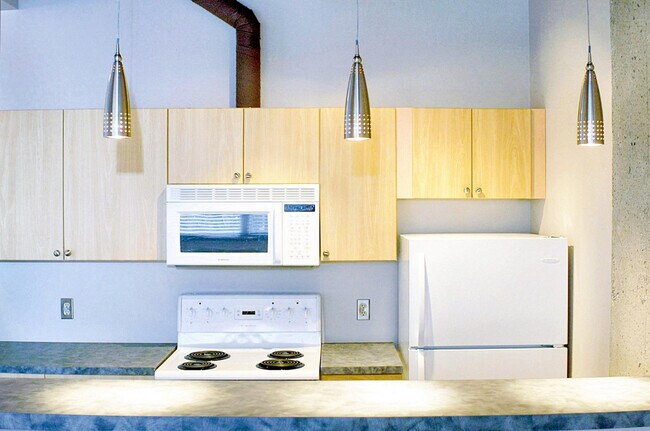 Photo - Avenue Tower