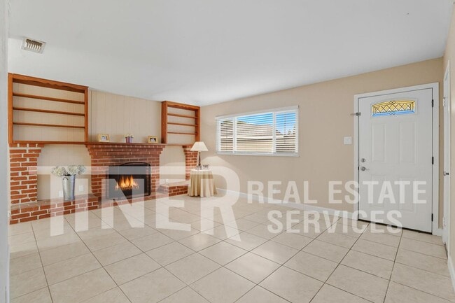 Photo - 1411 Michael Way