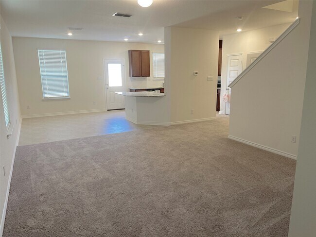 7543 Fishbowl Ln