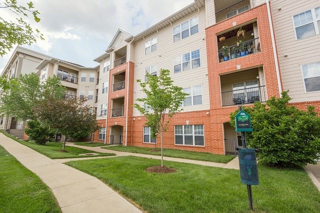 Kirkwood Station Plaza Apartments