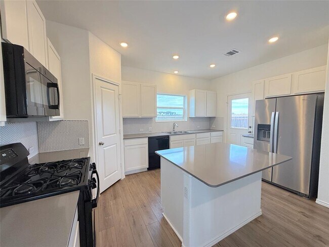 Photo - 224 Canley Lp