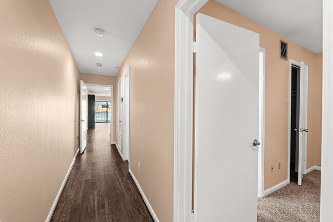 Photo - 15575 Marina Dr Unit True