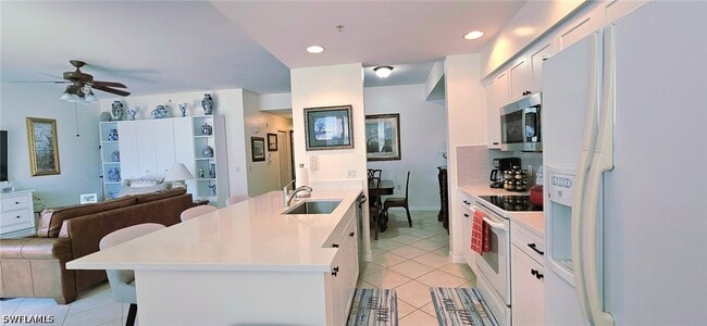 Building Photo - 16615 Lake Cir Dr Unit 427