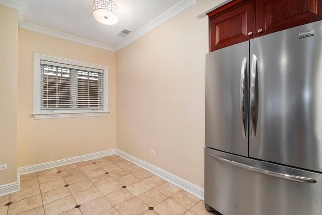 Photo - 107 S Grant St