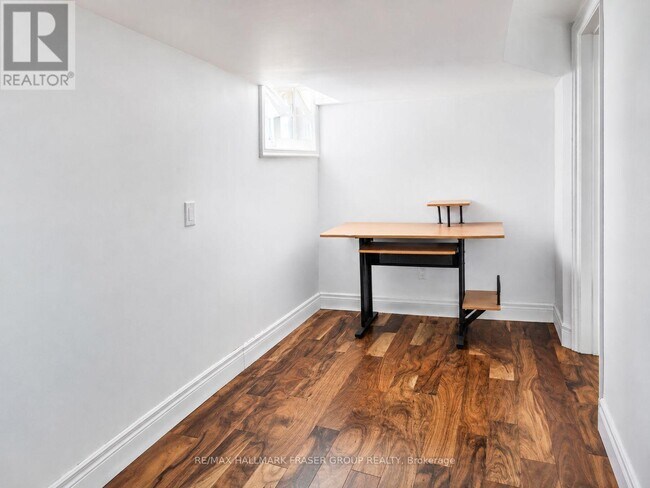 Photo - 373 Strathmore Blvd