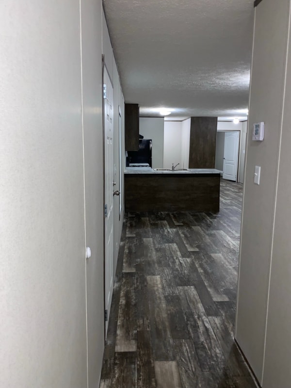 Building Photo - 1000 W 21st St Rental