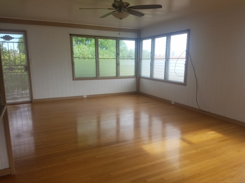 Photo - 3429 James St