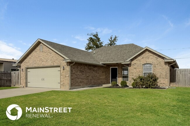 Photo - 817 SW 8th St